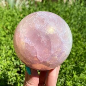Aura Star Rose Quartz Sphere w/stand